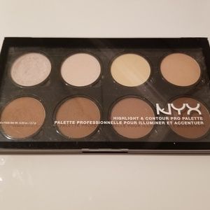 NYX Highlight and Contour Pro Palette